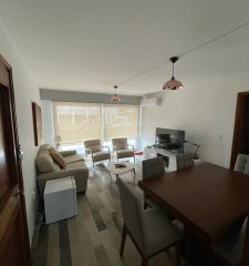 Apartamento en planta baja con gran terraza a metros del mar