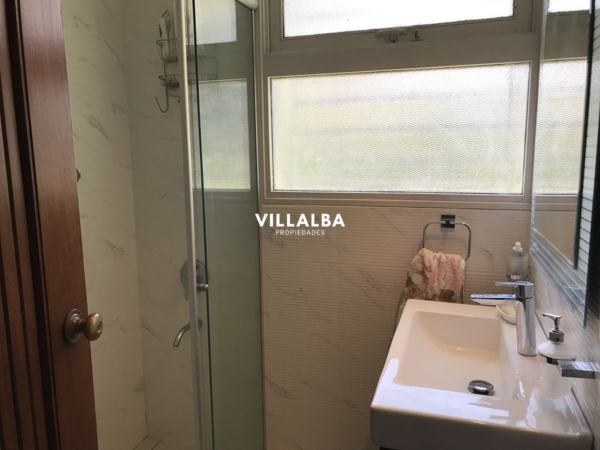 Apartamento ID.4012 - Casa en Mansa 4 dormitorios con piscina y barbacoa