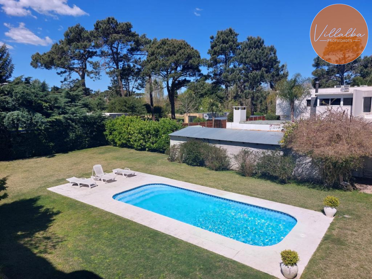 Casa ID.3186 - Casa en Rincón del Indio 3 dormitorios piscina