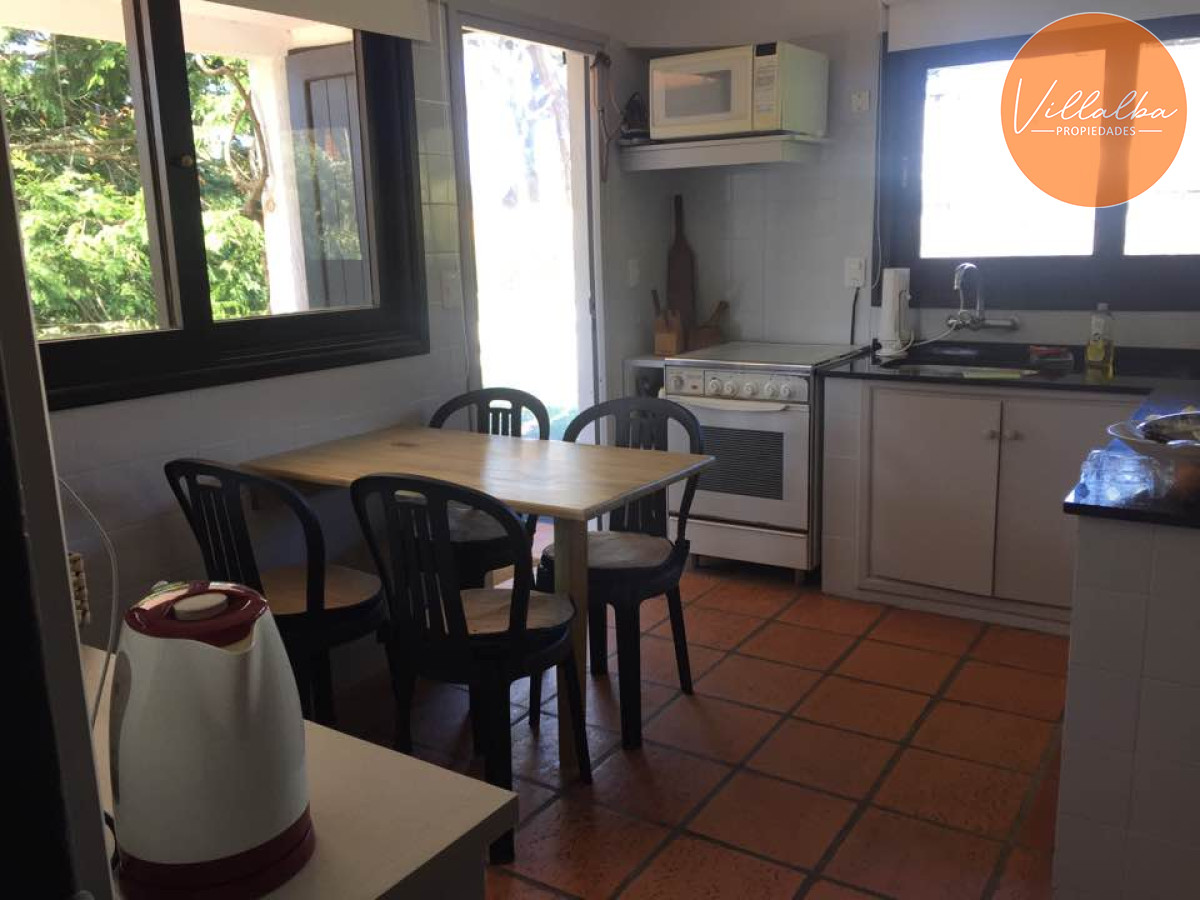 Casa ID.3186 - Casa en Rincón del Indio 3 dormitorios piscina