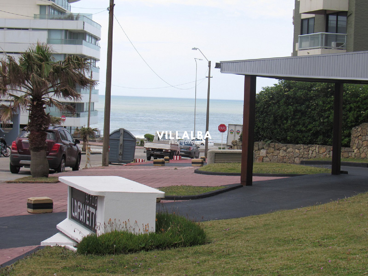 Apartamento ID.3329 - Apartamento en Península 2 dormitorios con garage