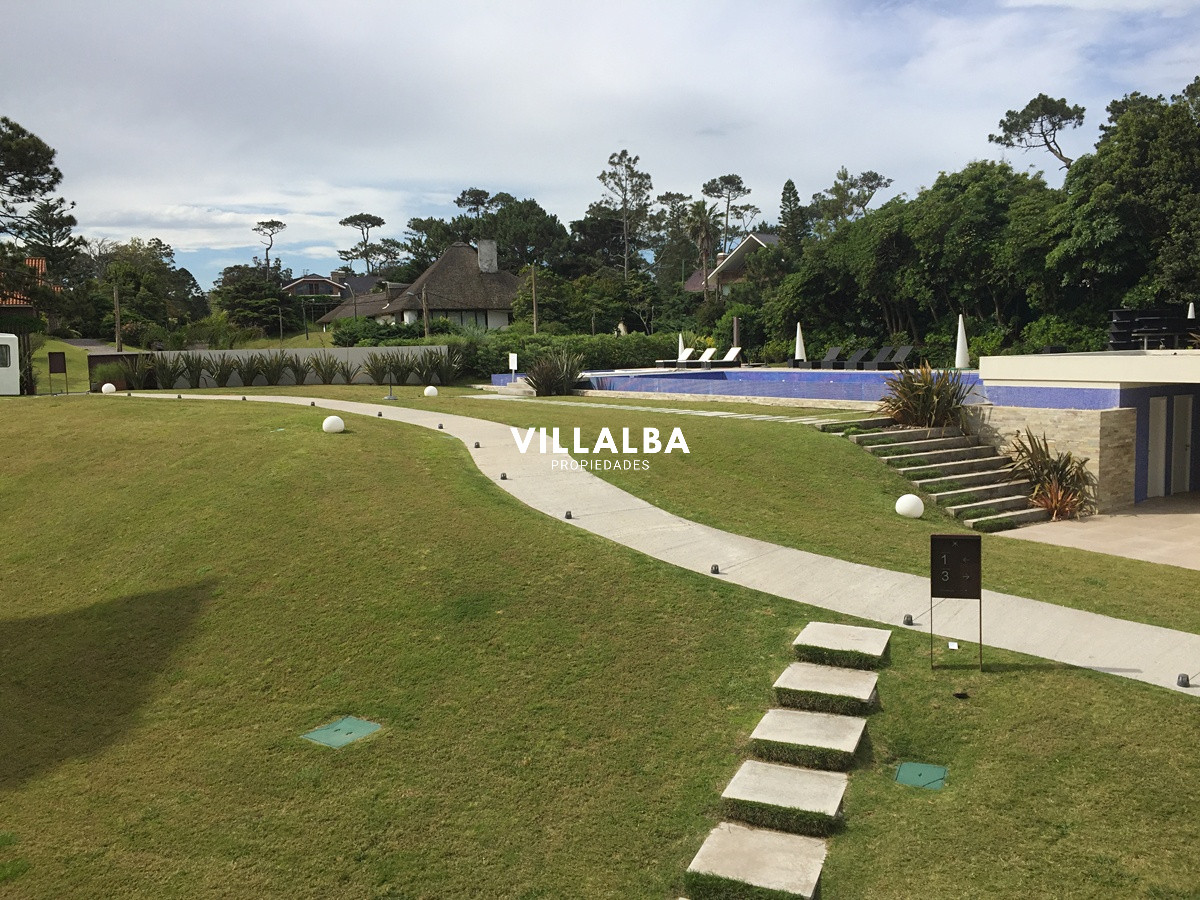 Apartamento ID.3283 - Apartamento Moderno en Primera Línea al Mar