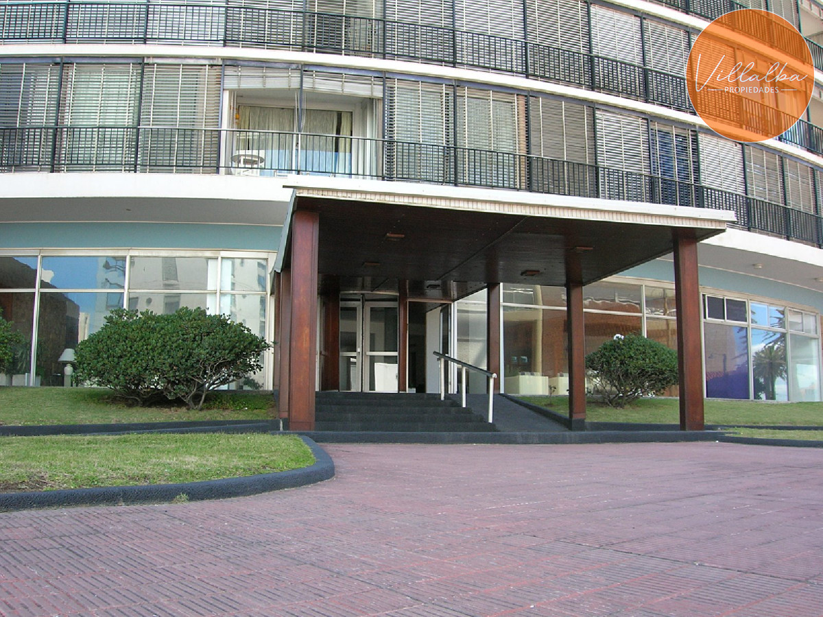 Apartamento ID.3329 - Apartamento en Península 2 dormitorios con garage