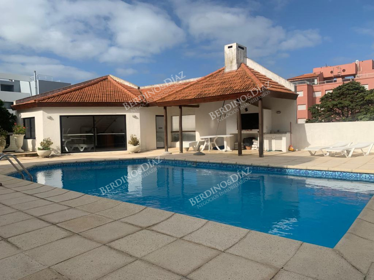 Apartamento ID.2554 - Apartamento en Península 3 dormitorios con garage