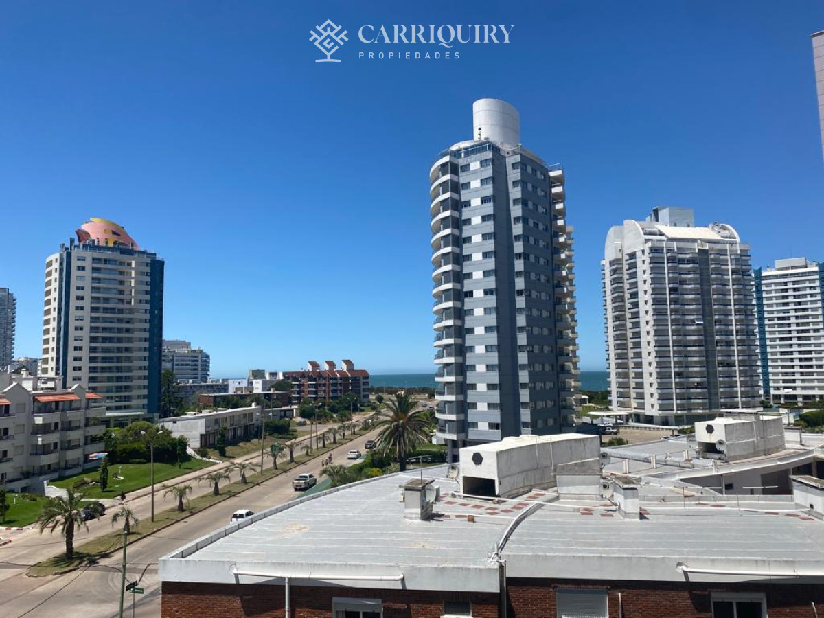 Apartamento ID.5750 - Apartamento en la Brava 3 dormitorios con terraza y garage