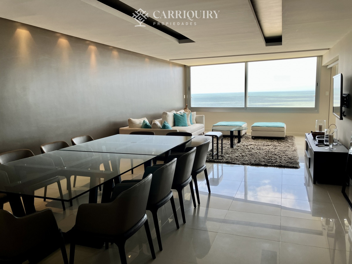 Apartamento ID.6165 - Espectacular apartamento frente a playa Brava en venta y alquiler.