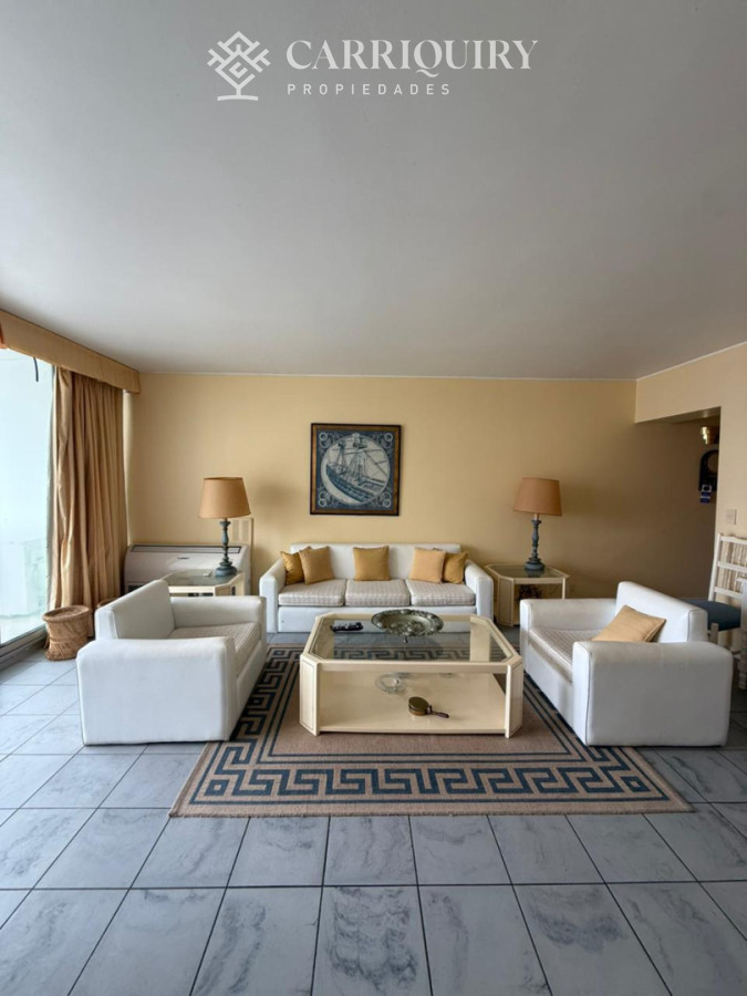 Apartamento ID.10100 - OPORTUNIDAD EXCELENTE APARTAMENTO EN TORRE EMBLEMATICA DE LA PENINSULA 2 DORMITORIOS PUNTA DEL ESTE