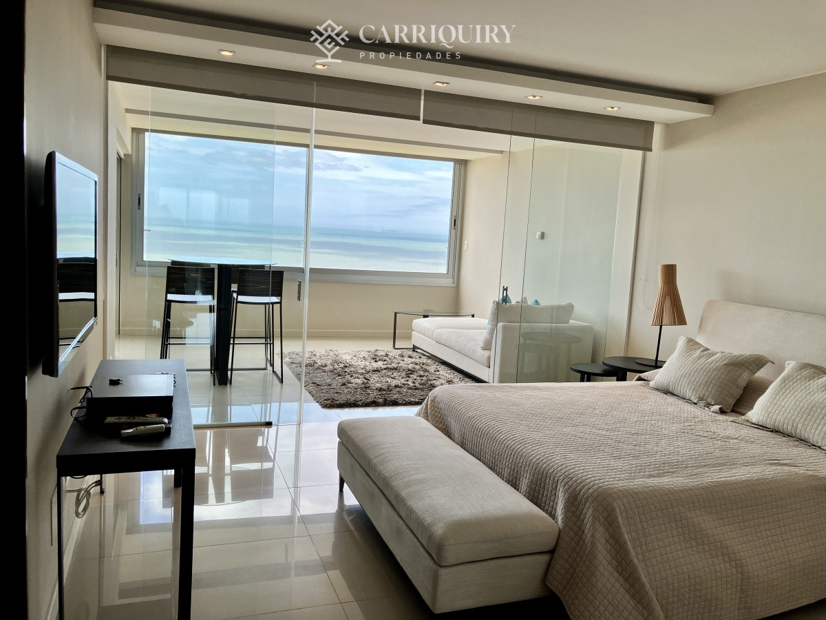 Apartamento ID.6165 - Espectacular apartamento frente a playa Brava en venta y alquiler.