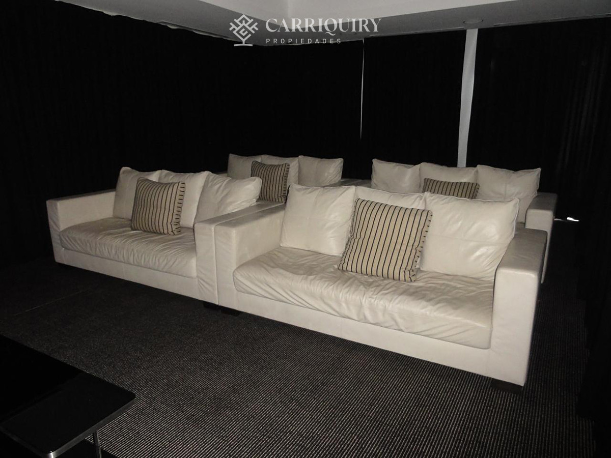 Apartamento ID.6165 - Espectacular apartamento frente a playa Brava en venta y alquiler.