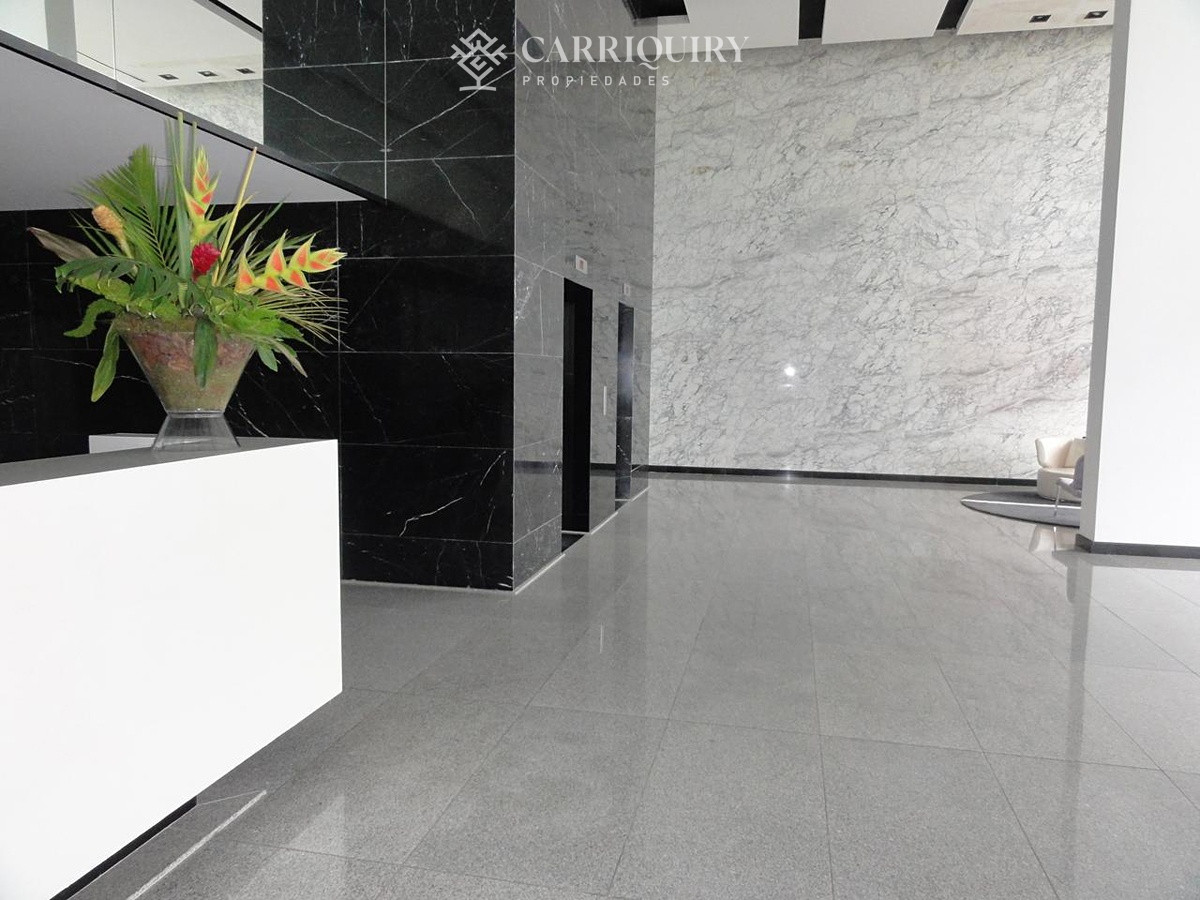 Apartamento ID.6165 - Espectacular apartamento frente a playa Brava en venta y alquiler.