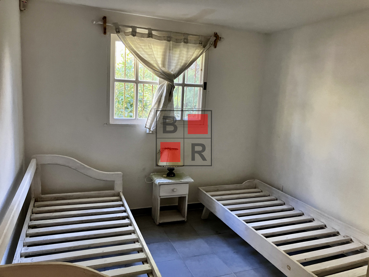 Casa ID.1360 - Oportunidad destacada.Construcción solida sobre muy buen terreno, ubicada en Golf