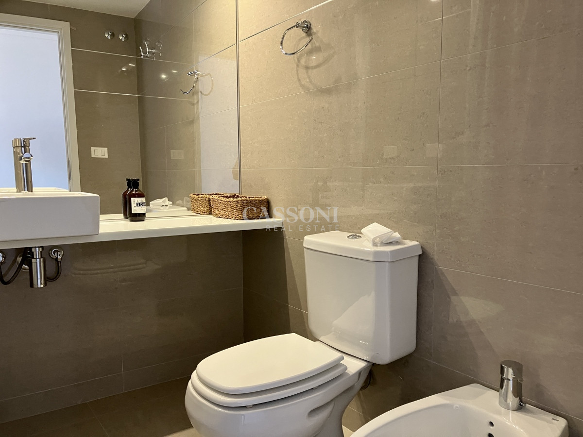 Apartamento ID.3291 - Apartamento en venta a metros de playa Mansa amueblado a estrenar.