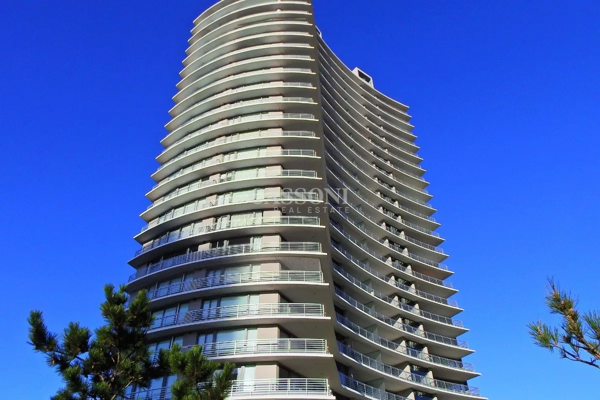 Apartamento ID.3291 - Apartamento en venta a metros de playa Mansa amueblado a estrenar.