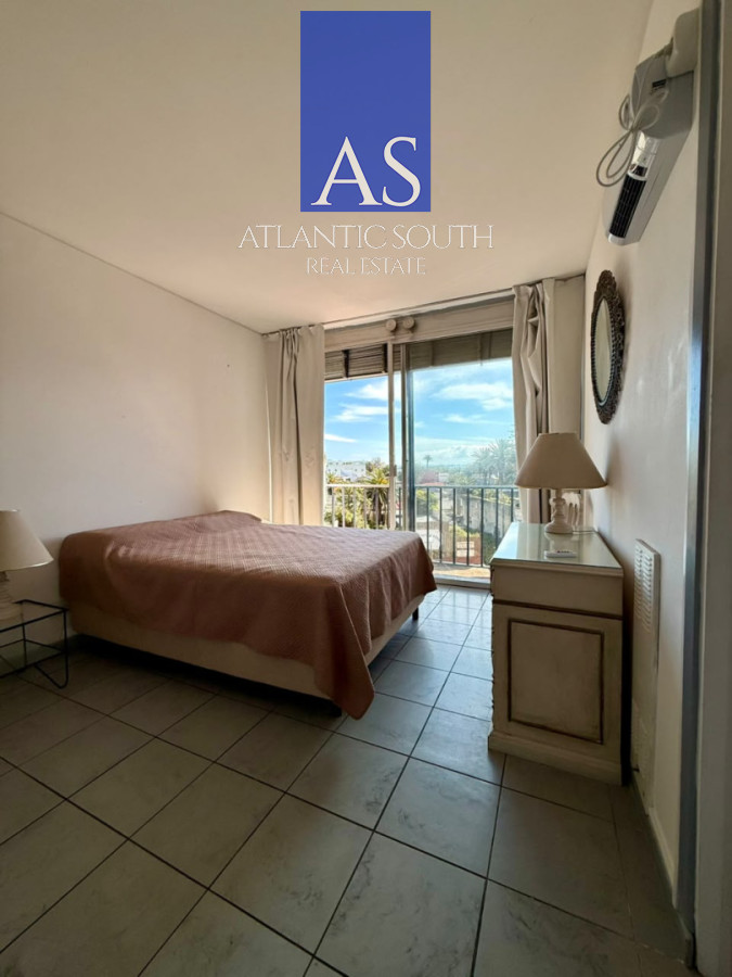 Apartamento ID.5101 - Oportunidad Apartamento en Península 2 dormitorios con balcón