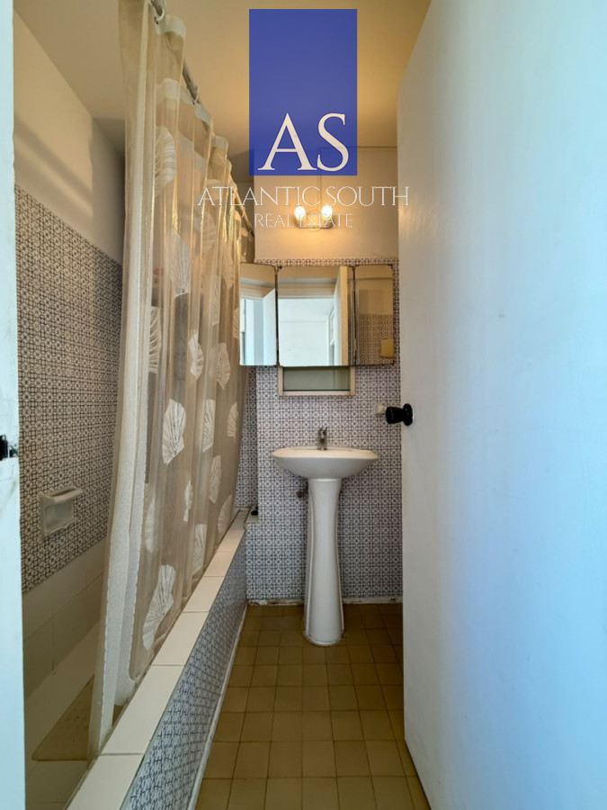 Apartamento ID.5101 - Oportunidad Apartamento en Península 2 dormitorios con balcón