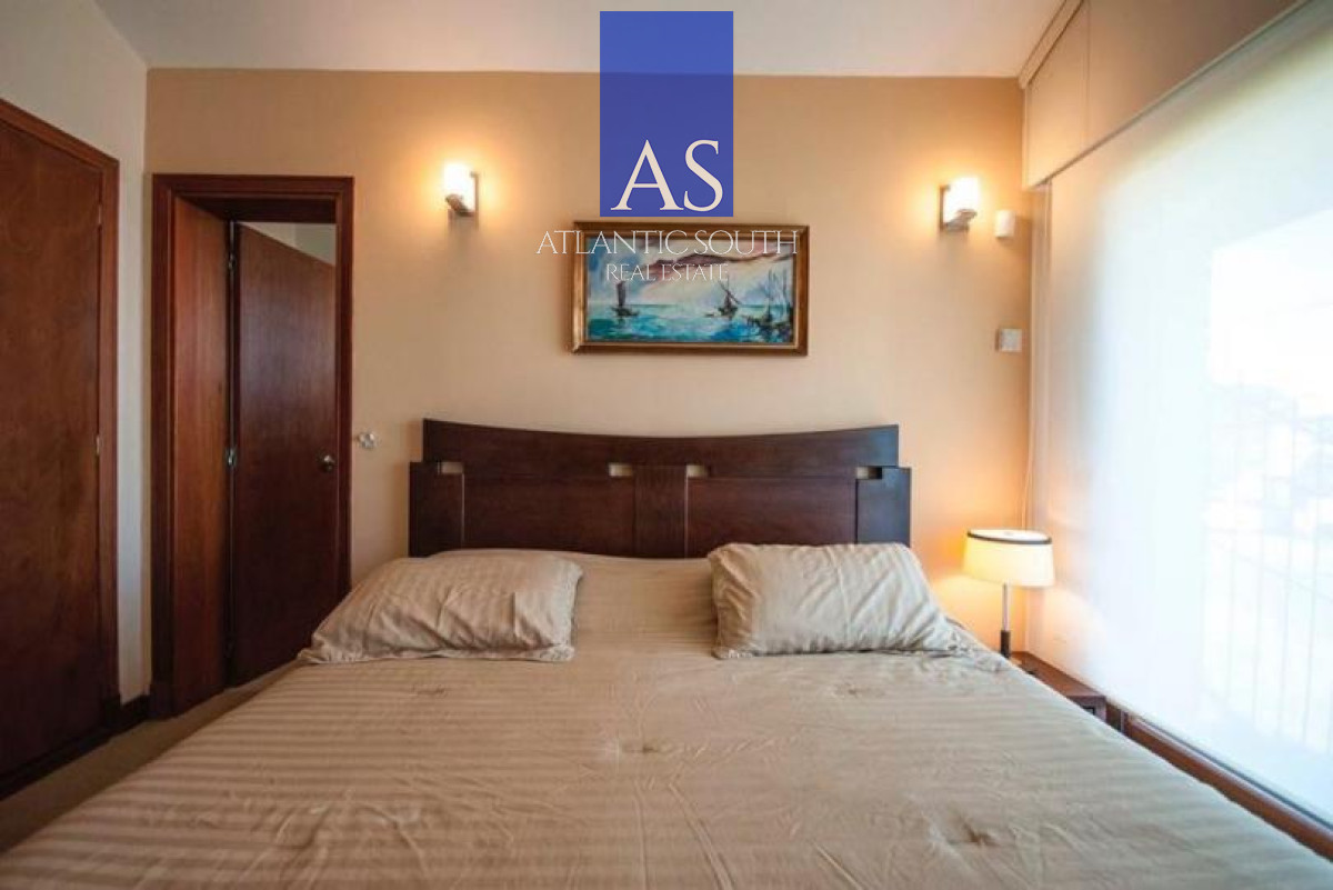 Casa ID.5120 - Casa de 4 dormitorios con vista al mar y piscina climatizada