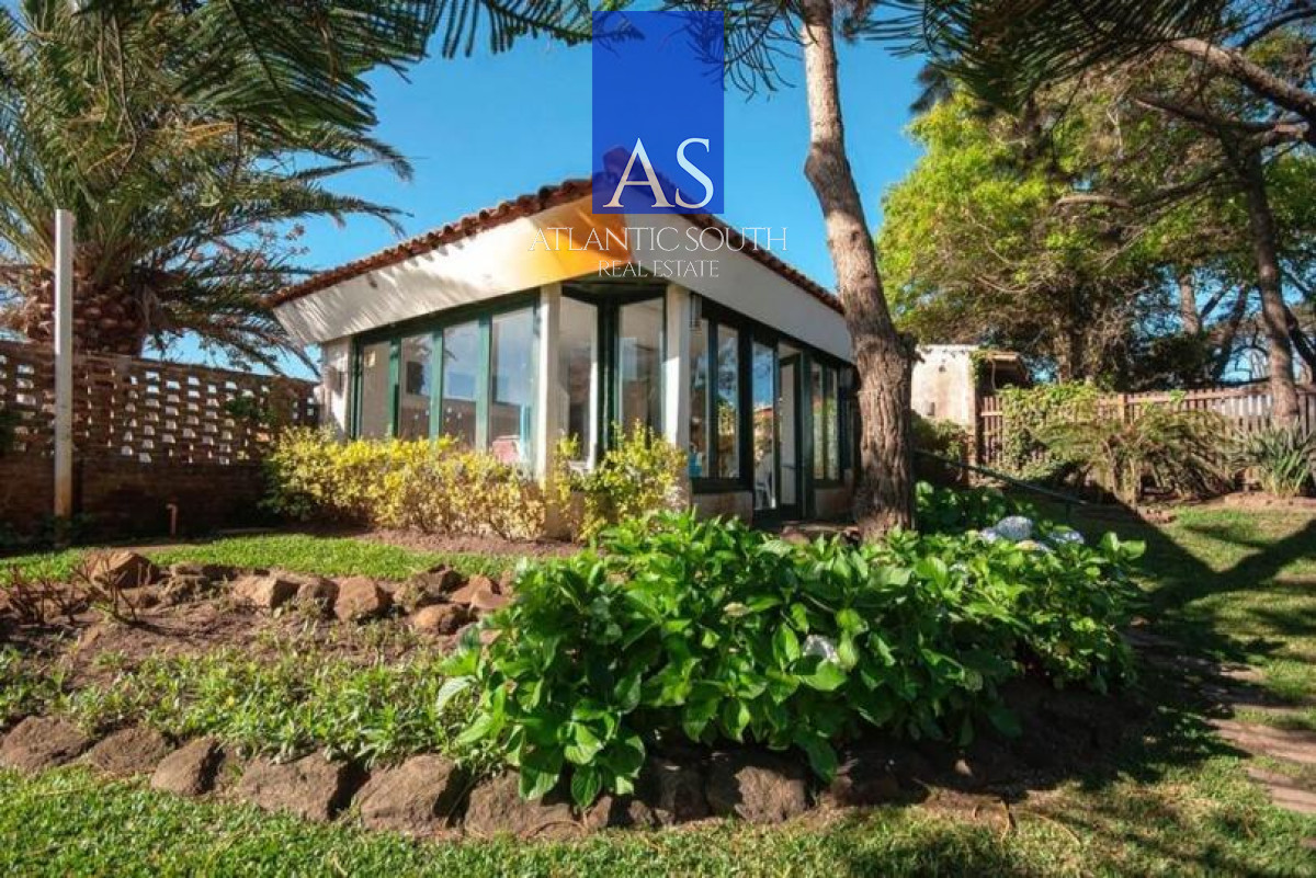 Casa ID.5120 - Casa de 4 dormitorios con vista al mar y piscina climatizada