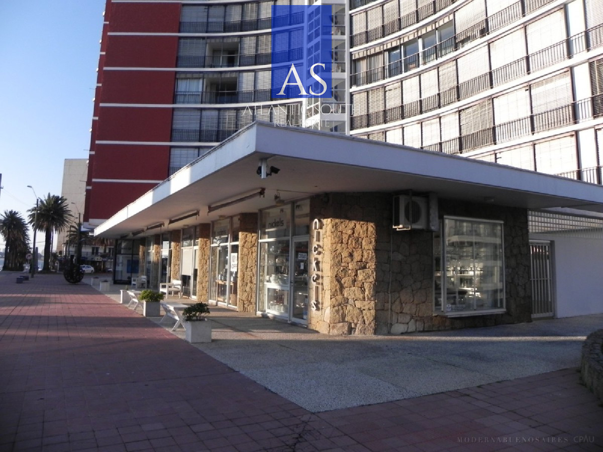 Apartamento ID.5101 - Oportunidad Apartamento en Península 2 dormitorios con balcón