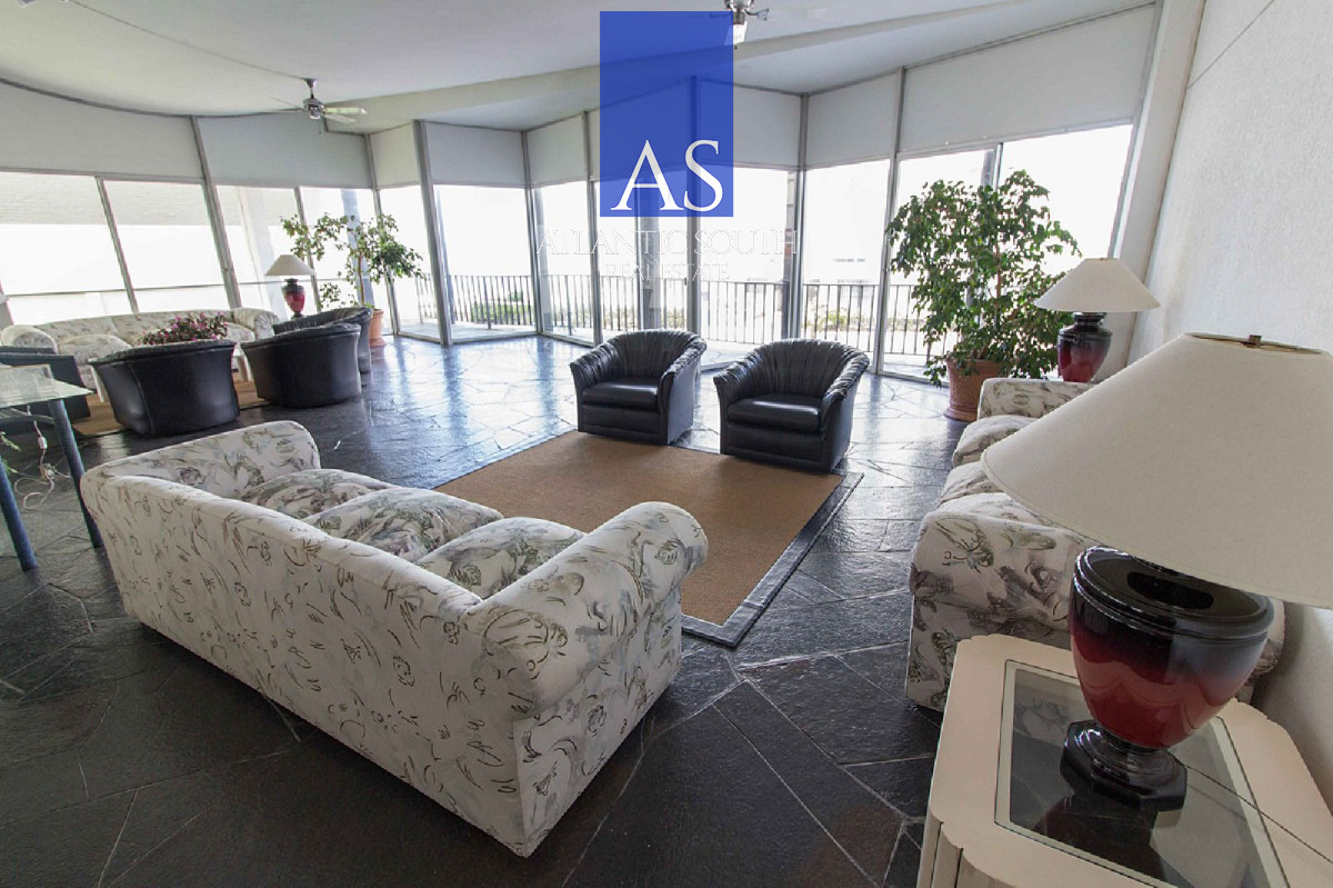 Apartamento ID.5101 - Oportunidad Apartamento en Península 2 dormitorios con balcón