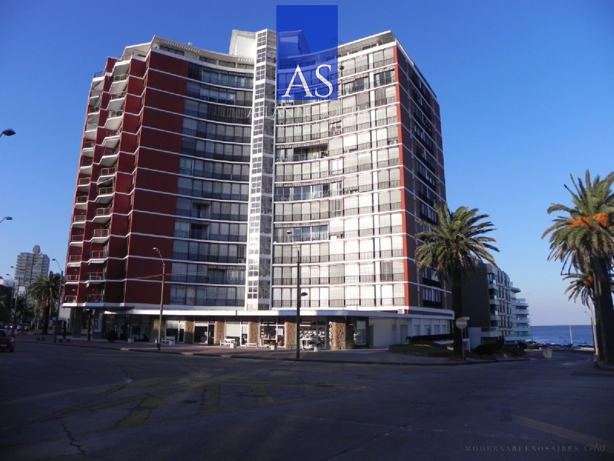Apartamento ID.5101 - Oportunidad Apartamento en Península 2 dormitorios con balcón