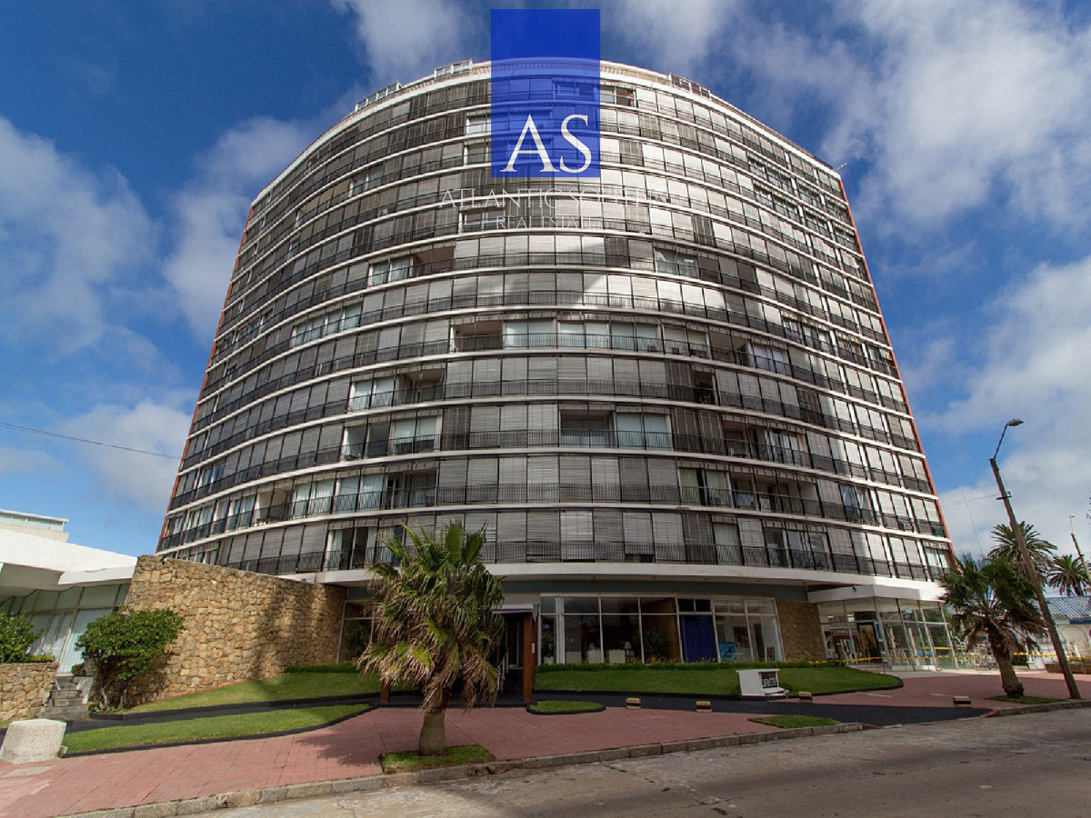 Apartamento ID.5101 - Oportunidad Apartamento en Península 2 dormitorios con balcón