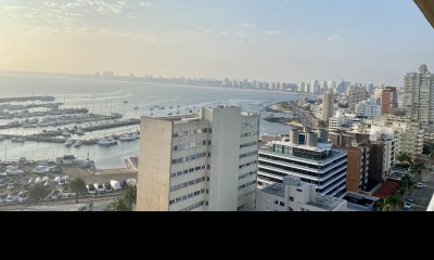 Apartamento de 3 dormitorios en venta en Punta del Este