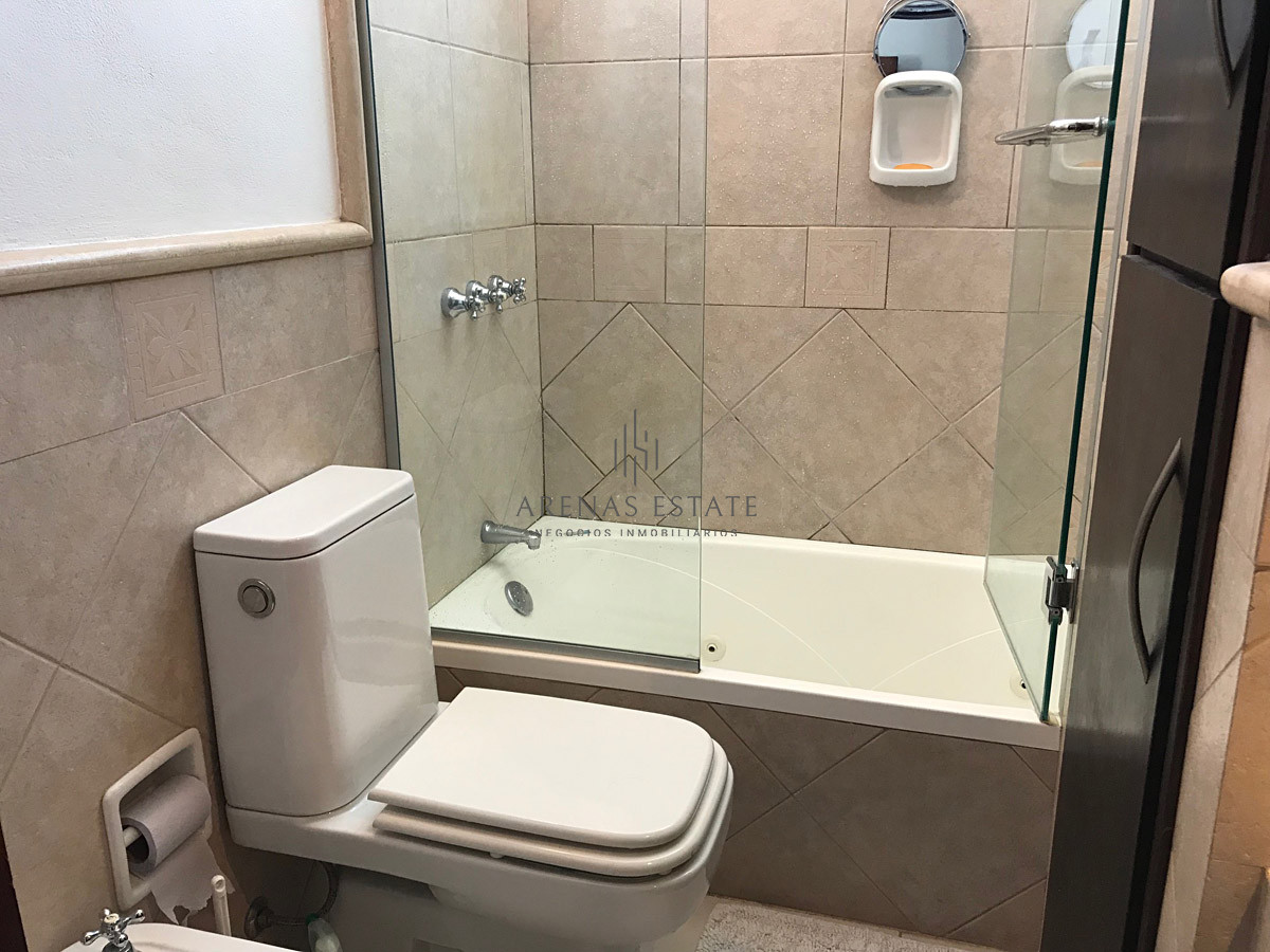 Casa ID.4048 - Casa en Mansa 4 dormitorios con piscina y barbacoa