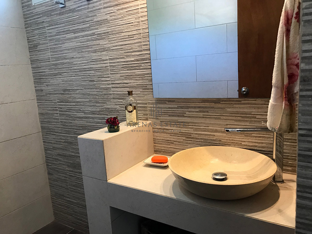 Casa ID.4048 - Casa en Mansa 4 dormitorios con piscina y barbacoa