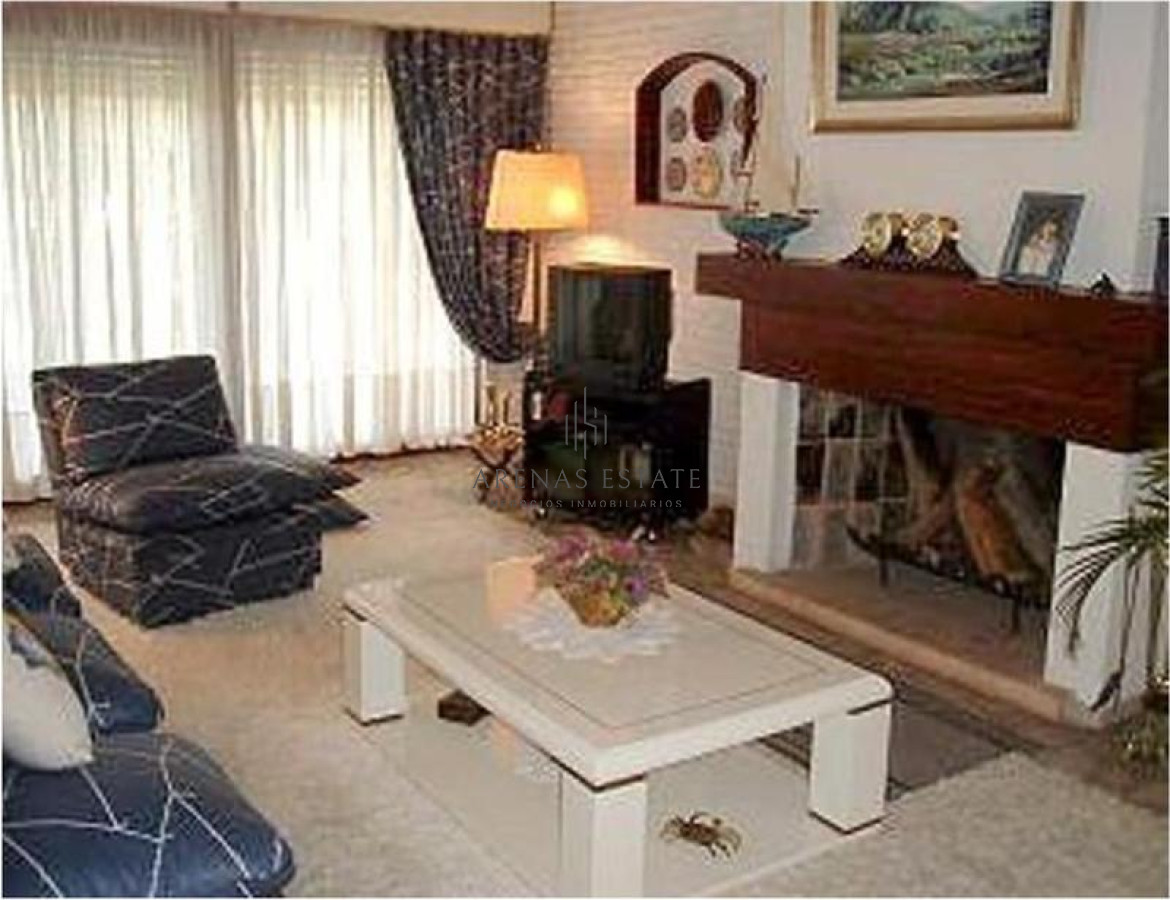 Casa ID.2877 - Casa en Mansa, 4 dormitorios *