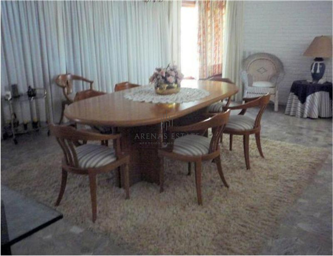 Casa ID.2877 - Casa en Mansa, 4 dormitorios *