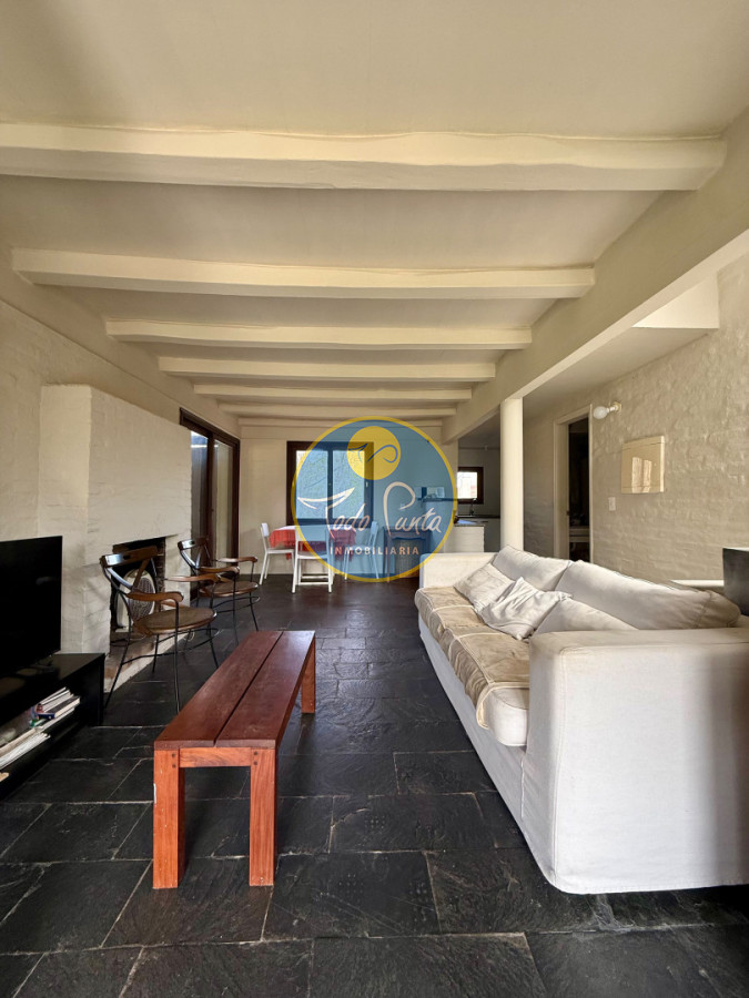 Miniatura de Casa de 2 dormitorios en Pinares, Punta del Este | Todo Punta