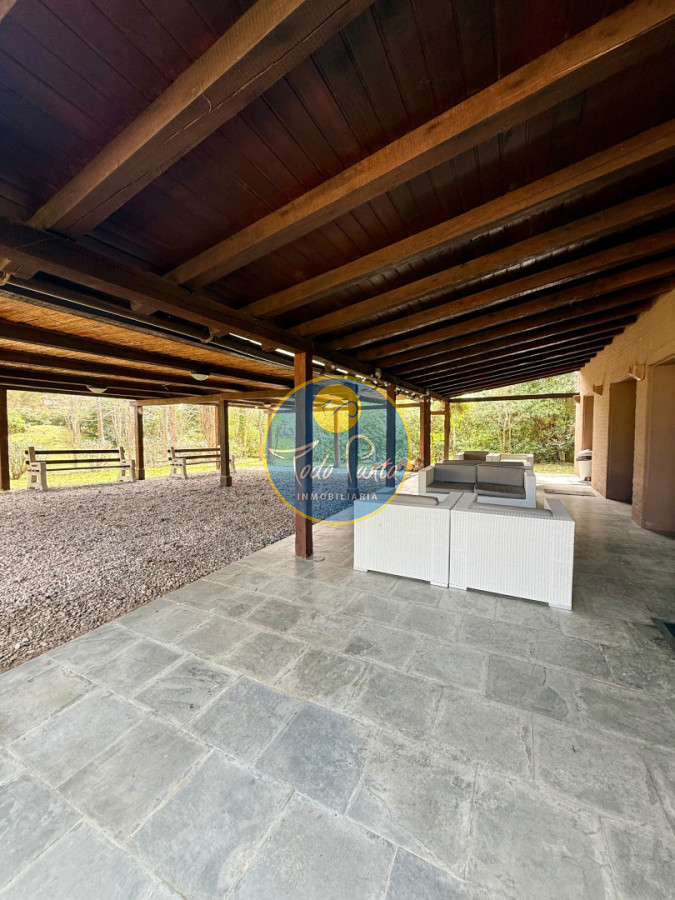 Miniatura de Casa de 2 dormitorios en Pinares, Punta del Este | Todo Punta