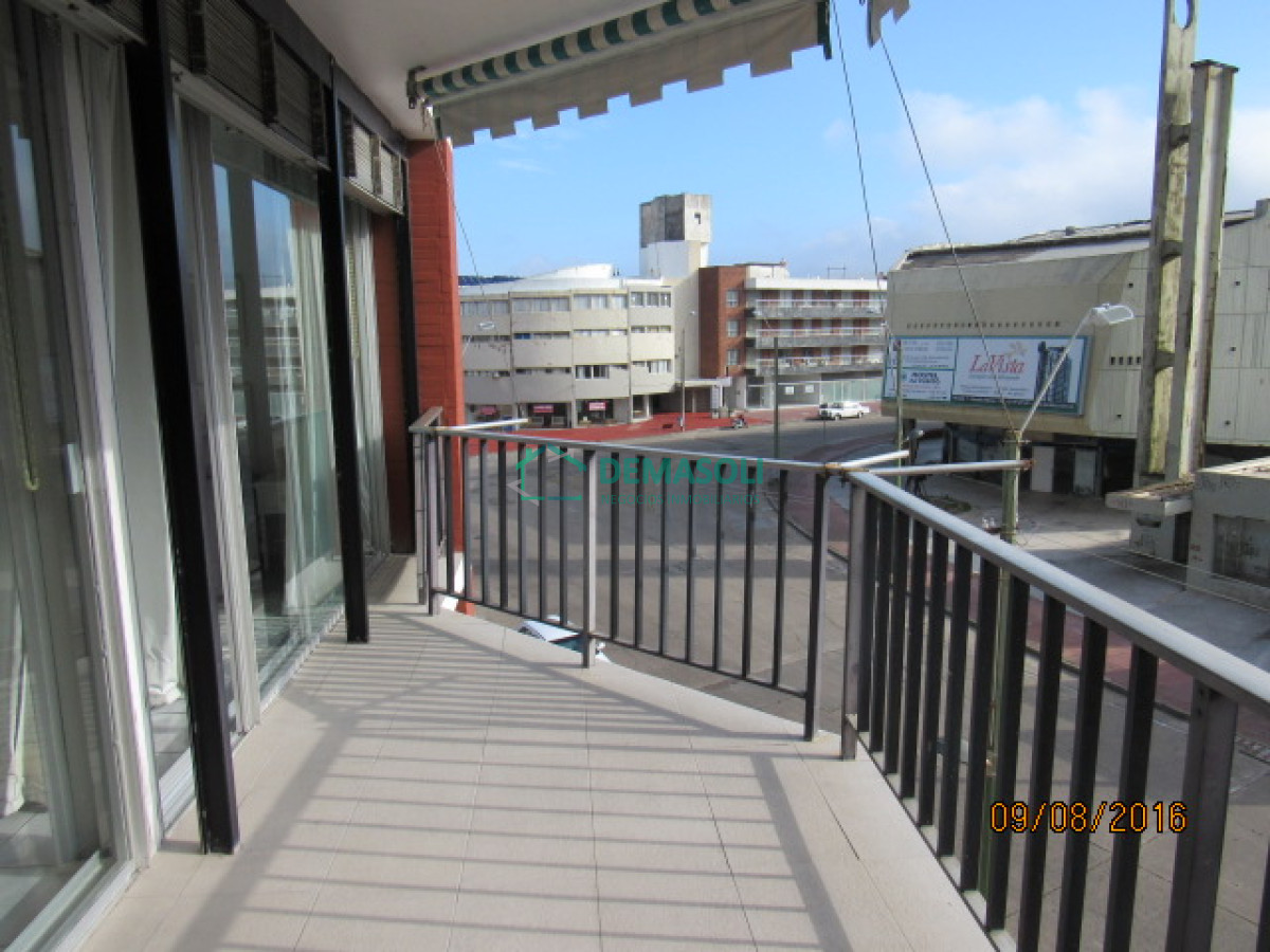 Apartamento ID.349 - Apartamento en Península 1 dormitorio con balcón