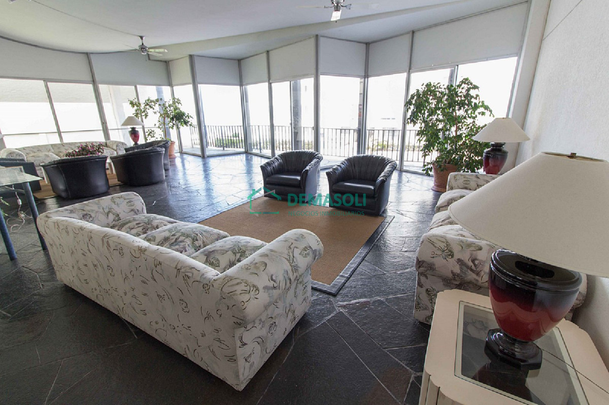 Apartamento ID.349 - Apartamento en Península 1 dormitorio con balcón