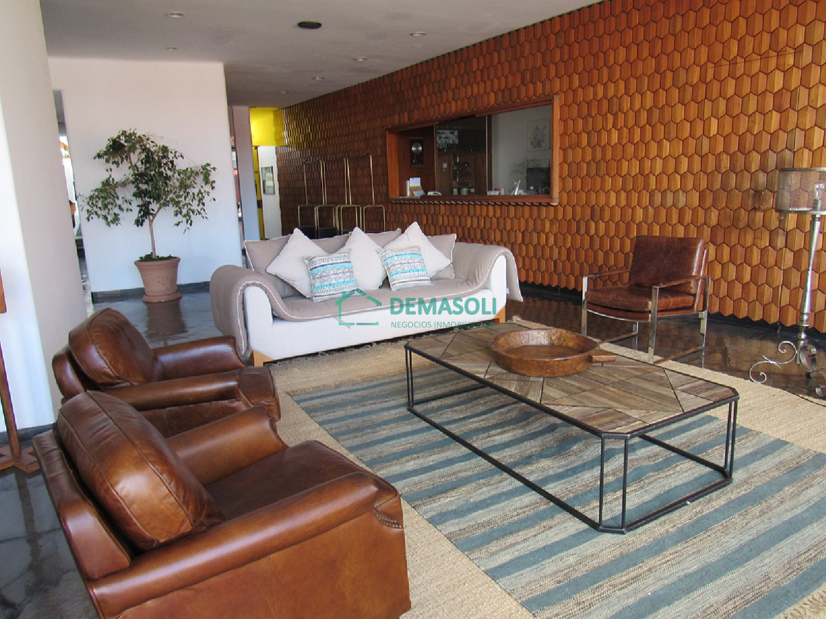 Apartamento ID.349 - Apartamento en Península 1 dormitorio con balcón