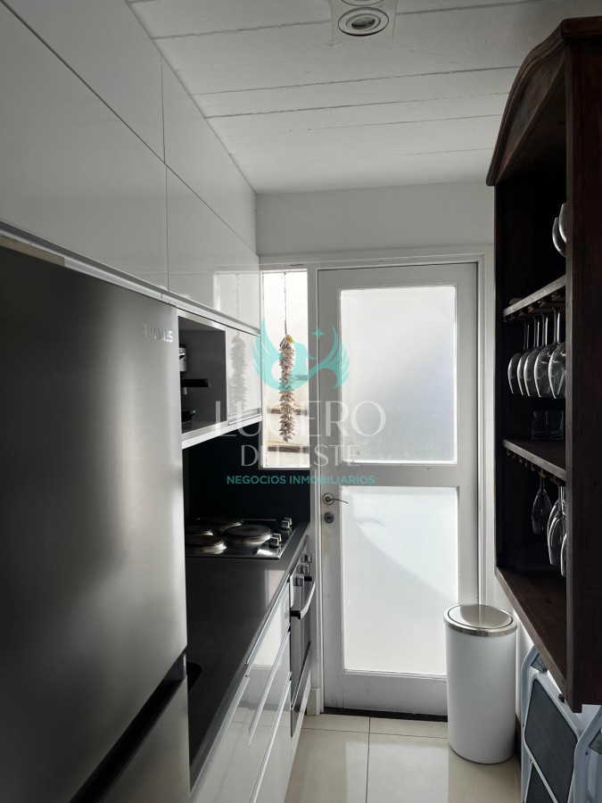 Apartamento ID.789 - Apartamento frente al mar en alquiler.