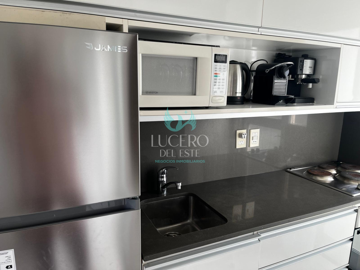 Apartamento ID.789 - Apartamento frente al mar en alquiler.