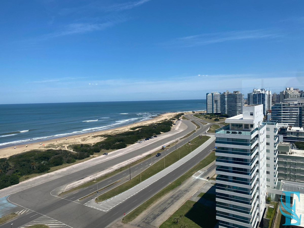 Brava - GoPunta - Portal Inmobiliario de Punta del Este - Maldonado