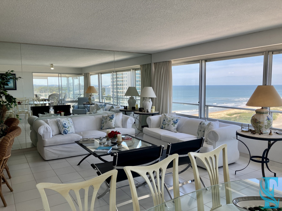 Brava - GoPunta - Portal Inmobiliario de Punta del Este - Maldonado