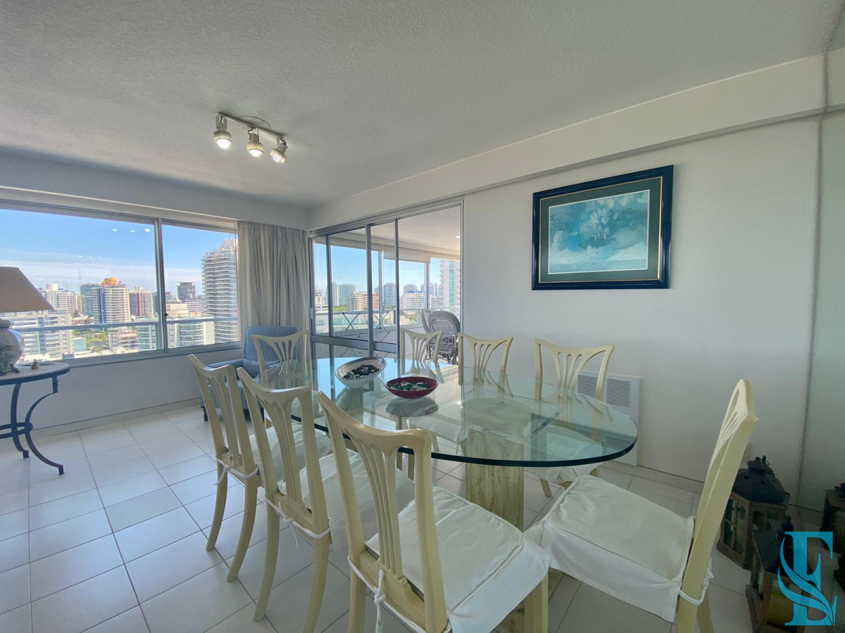 Apartamento ID.40 - Apartamento en Playa Brava, 3 suite.