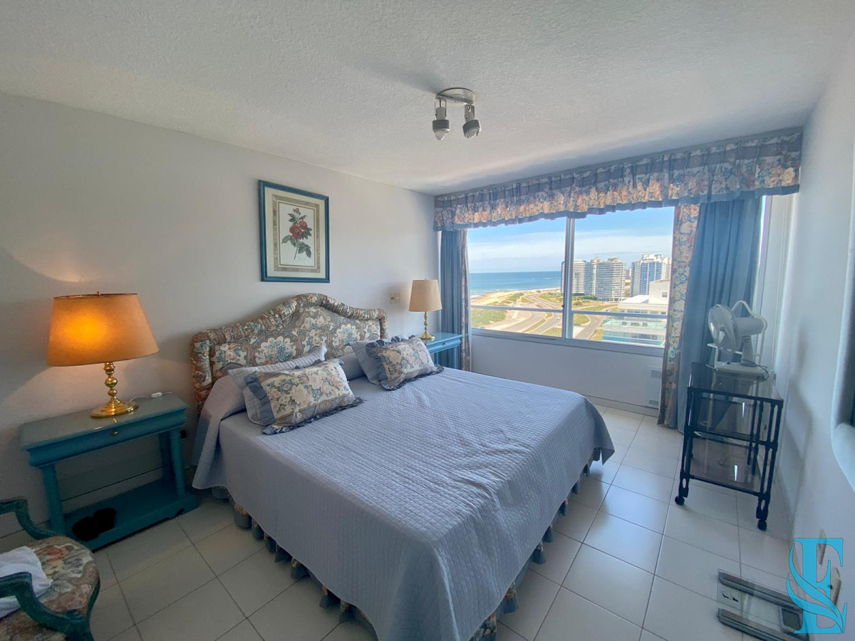 Apartamento ID.40 - Apartamento en Playa Brava, 3 suite.