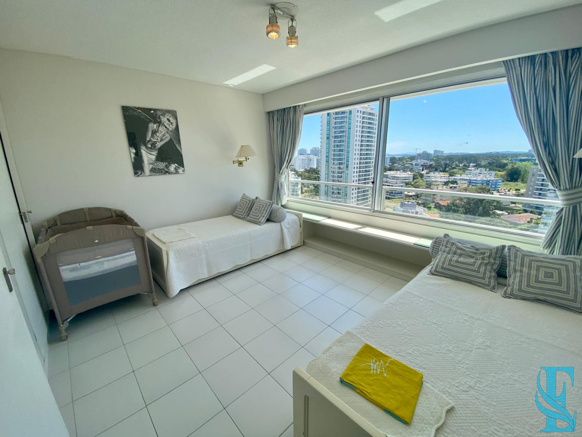 Apartamento ID.40 - Apartamento en Playa Brava, 3 suite.