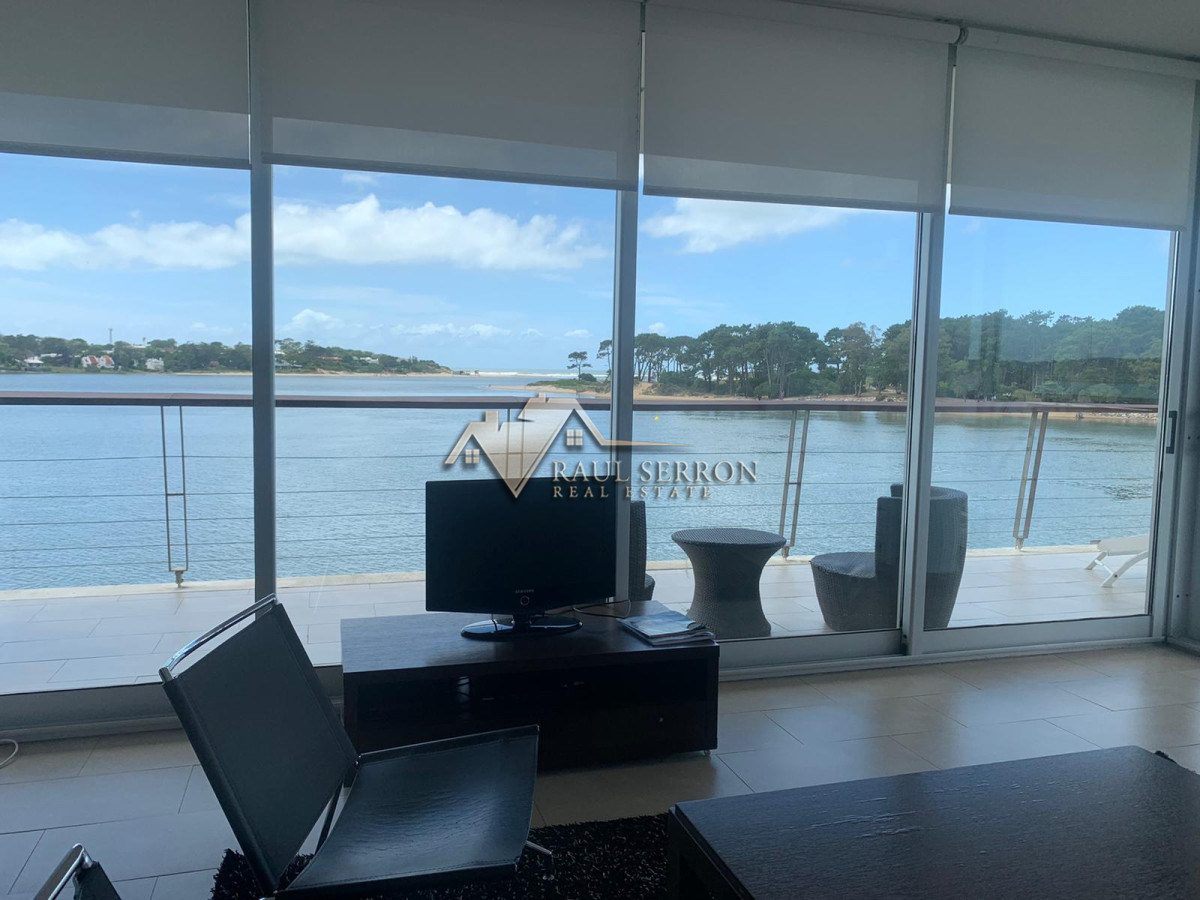 Apartamento ID.1902 - Venta de Apartamento en La Barra 3 dormitorios 2 baños