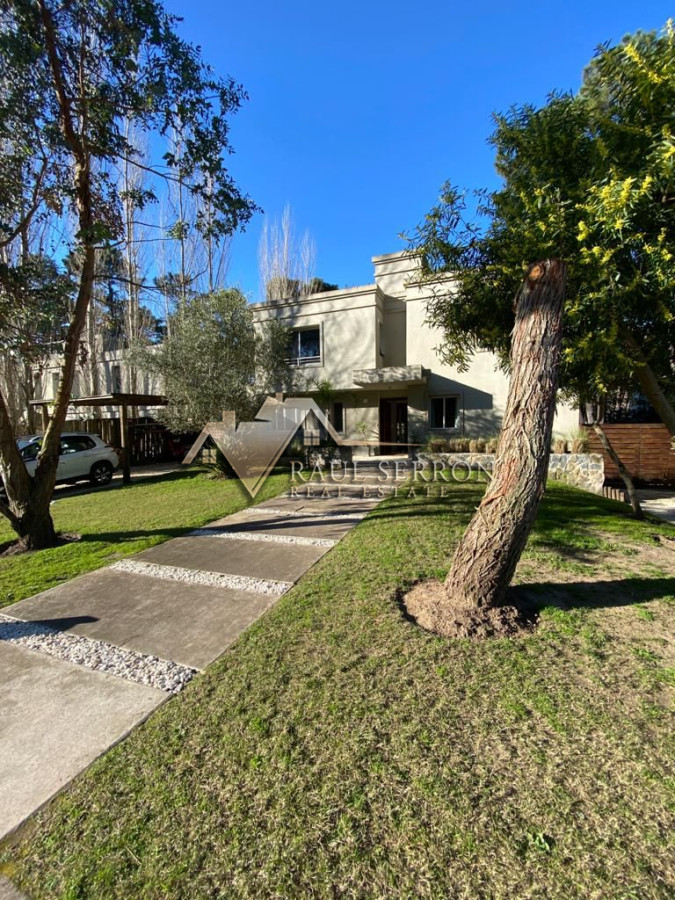 Casa ID.2612 - VENTA DE CASA DE 4 DORMITORIOS EN SUITE EN RINCON DEL INDIO 