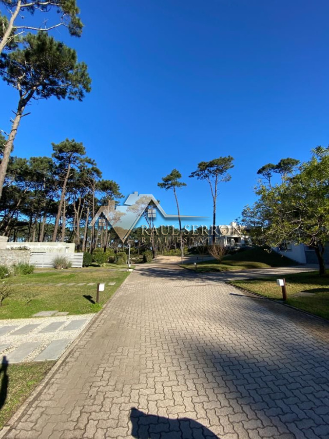 Casa ID.2612 - VENTA DE CASA DE 4 DORMITORIOS EN SUITE EN RINCON DEL INDIO 