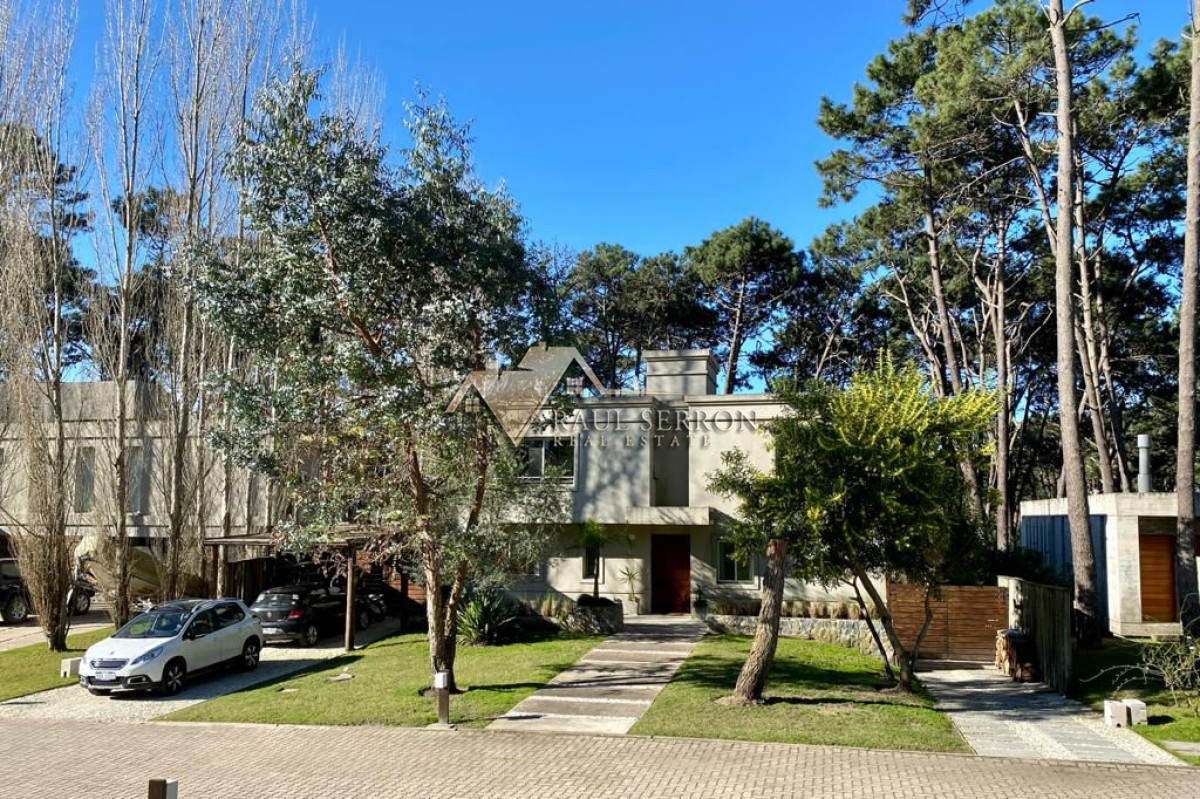Casa ID.2612 - VENTA DE CASA DE 4 DORMITORIOS EN SUITE EN RINCON DEL INDIO 