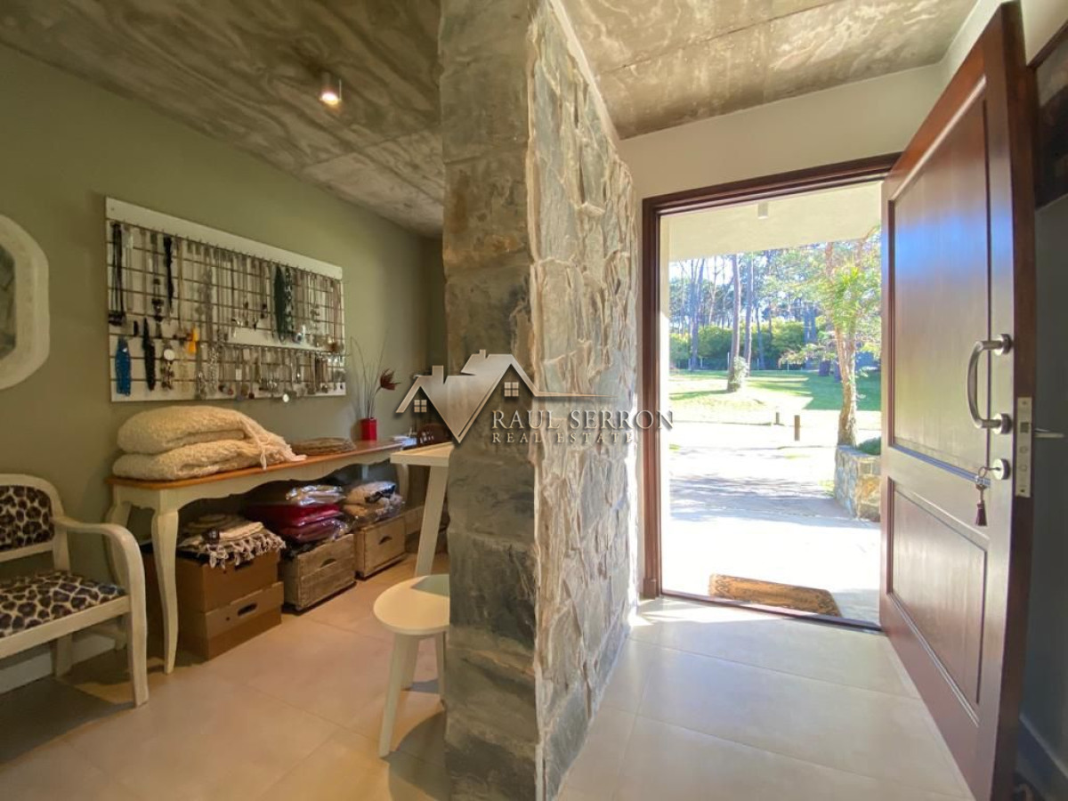 Casa ID.2612 - VENTA DE CASA DE 4 DORMITORIOS EN SUITE EN RINCON DEL INDIO 