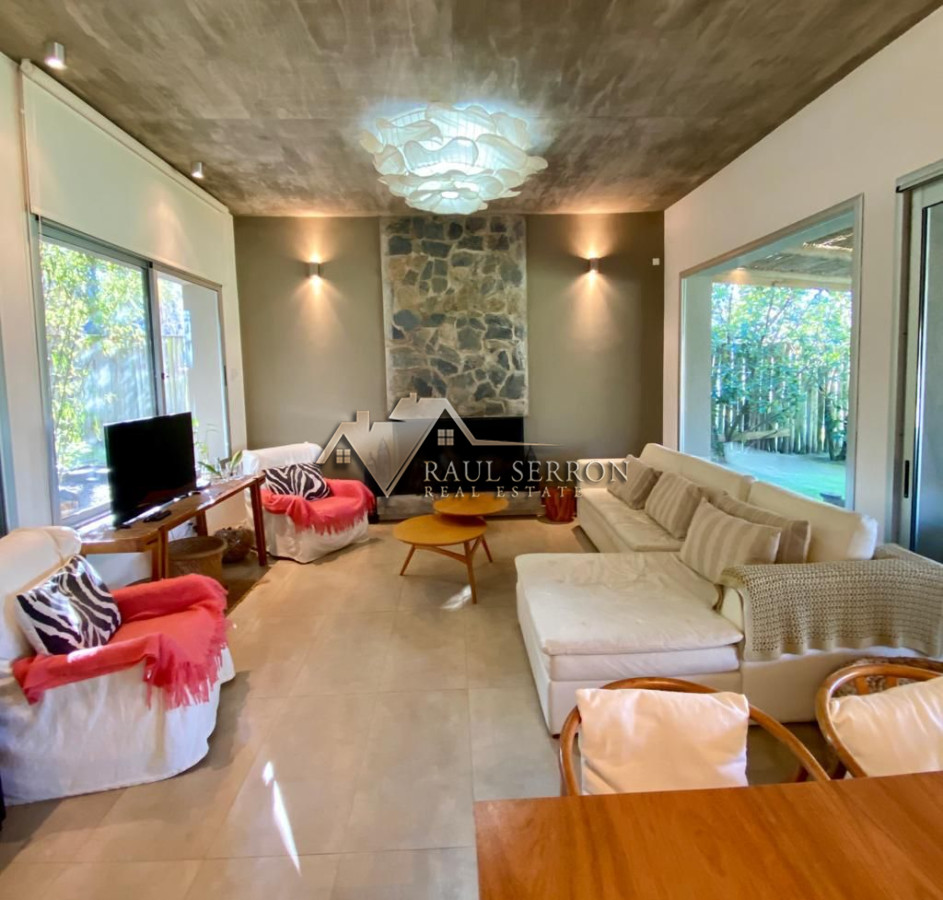 Casa ID.2612 - VENTA DE CASA DE 4 DORMITORIOS EN SUITE EN RINCON DEL INDIO 