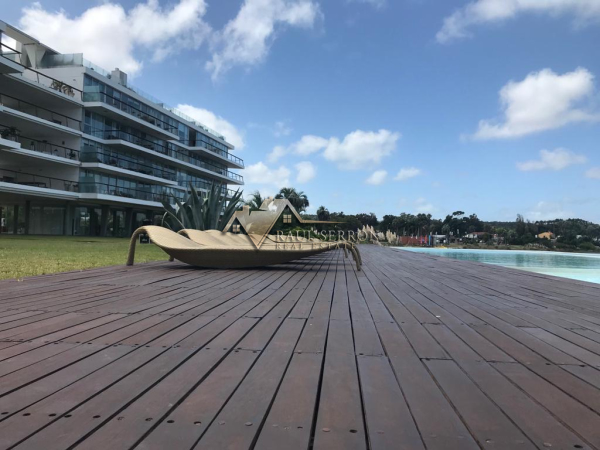 Apartamento ID.1902 - Venta de Apartamento en La Barra 3 dormitorios 2 baños