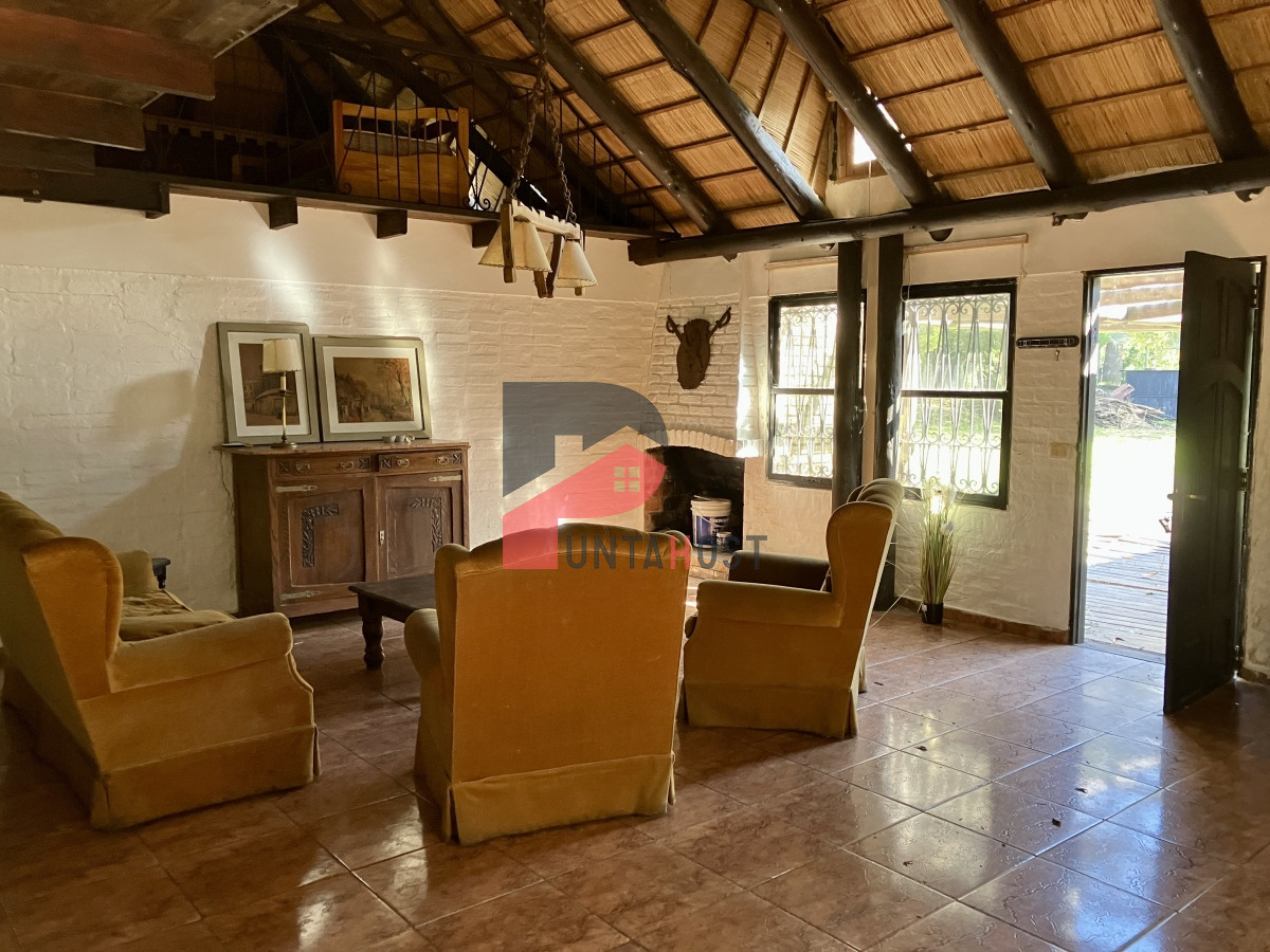 Casa ID.98 - Cabaña en Pinares, a metros del mar....